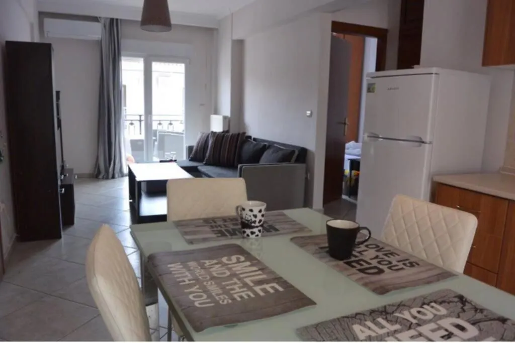 Haroula'S Apartment Metamorfosi
